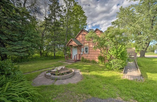 East End Casa | Sunny Superior Home - Swim, Hike, and Explore!