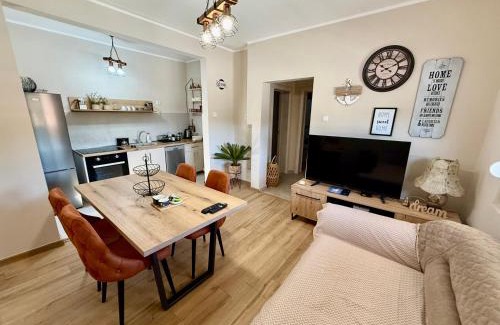 Pricelje Casa | Sunny village, pool house