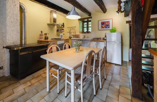 Brandonnet Villa | Molino de agua soleado con piscina climatizada