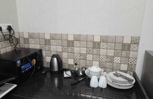 Navi Mumbai Apartamento | SunRay Serviced Apt , Sea View ,Ulwe, Navi Mumbai Airport