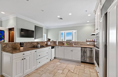Crescent Beach Casa | 🌅 Sunrise at the Beach | Luxury Oceanfront Escape