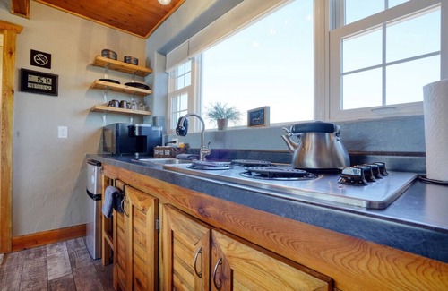 Hot Springs Cabina | Sunrise Cabin at Highland Meadows