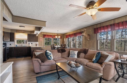 Gaylord Cabaña | Sunrise Cottage - lakefront, 4bdrm, 4 kayaks, ski/snowmobile