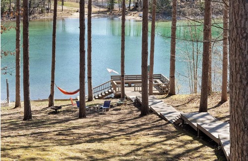 Gaylord Cabaña | Sunrise Cottage - lakefront, 4bdrm, 4 kayaks, ski/snowmobile