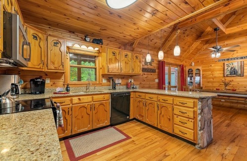 My Mountain Cabina | Sunrise on the Ridge - Mineral Bluff