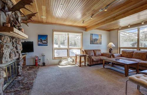 Warrior's Mark Casa | Sunrise Ridge 437