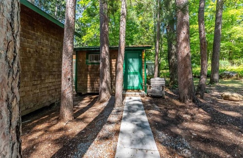 Killaloe Cabina | Sunset Bay Cottage on Round Lake