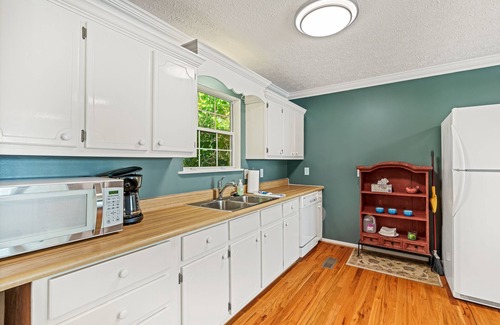 Bremen Casa | Sunset Cove: 4 BR, 3 BA House in Bremen, Sleeps 12
