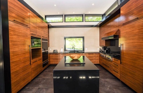 New Marlborough Casa | Sunset Falls: A Berkshire Mountain Luxury Retreat