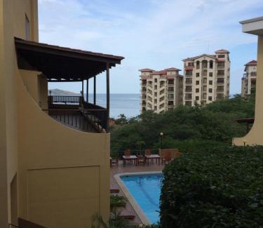 Playa Flamingo Apartamento | Sunset Heights 402