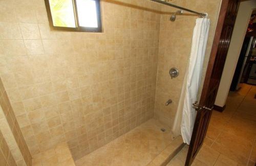 Playa Flamingo Apartamento | Sunset Heights 402