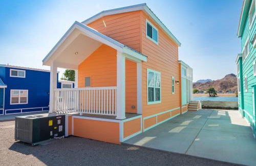 Parker Strip Casa | Sunset Hideaway, Front Row at Roadrunner Resort