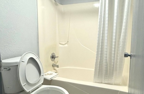 Augusta Hotel | Sunset Inn - Augusta