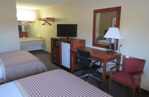 Augusta Hotel | Sunset Inn - Augusta