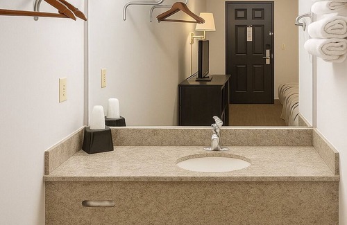 Augusta Hotel | Sunset Inn - Augusta