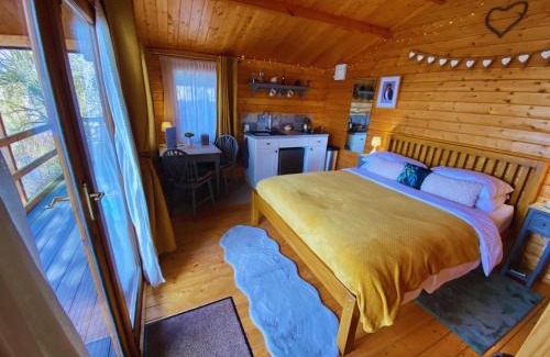 Arnold Casa | Sunset Lodge