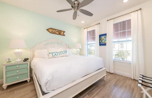 West Kissimmee Casa | Sunset On Shaker Cottage With Private Pool Near Disney With Margaritaville Resort & Island H20 Access - 7960Sh