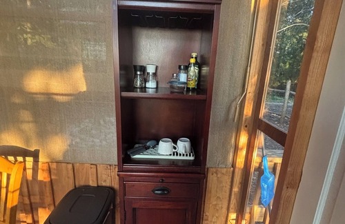 Piney Mountain Cabina | Sunset Pavilion: Rustic Luxury