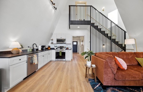 Chattanooga Valley Cabina | Sunset Peak | Stylish A-Frame Cabin | Mtn Views!