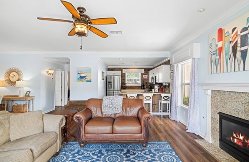 Dadeville Condominio | Sunset Point on Lake Martin. Fantastic Views! Great for families!