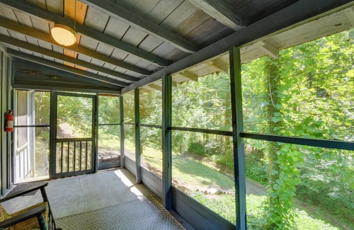 Rocky Bottom Cabaña | Sunset Rental Cottage Near Table Rock State Park!