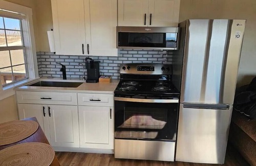 Canyon County Cabaña | Sunset Ridge Cottage, amazing views