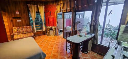 Monteverde Hotel | Sunset Vista Lodge,Monteverde,Costa Rica.