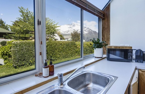 Sunshine Bay Casa | Sunshine Bay Lake Views