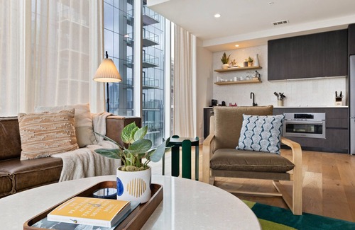 Rainey Street Historic District Condominio | Sunshine Condo in Downtown Austin