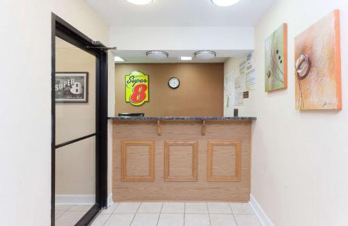 Decatur Hotel | Super 8 by Wyndham Decatur/Dntn/Atlanta Area