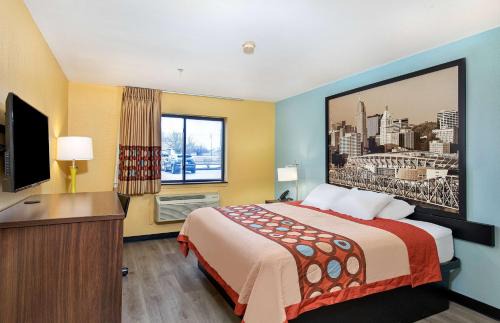 Eddyville Hotel | Super 8 by Wyndham Eddyville/Kuttawa