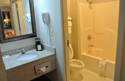 Cape Fear Hotel | Super 8 by Wyndham Fayetteville