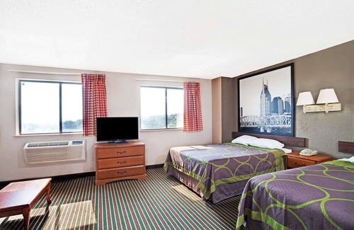 Talbot's Corner Hotel | Super 8 by Wyndham Nashville/ Dntn/ Opryland Area