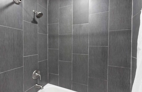 Visalia Hotel | Super 8 by Wyndham Visalia