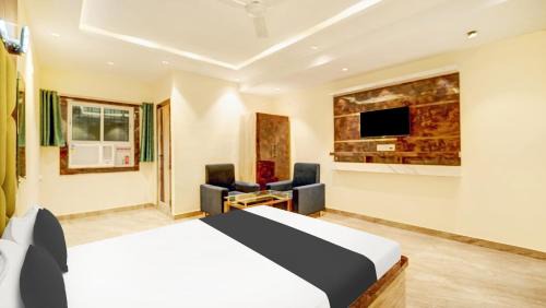 Dhanbad Hotel | Super Collection O DIVIRA INN