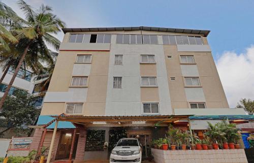 Electronics City Hotel | Super Collection O Goyal Residency