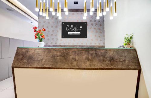 Kalasipalya Hotel | Super Collection O Metro Park Opposite Kalasipalya Bus stand