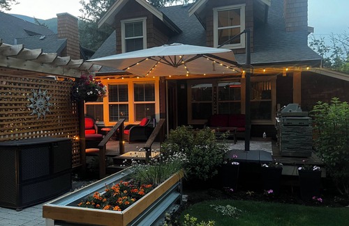 Lindell Beach Cabaña | Super cozy private spa retreat with private hot tub ,wet sauna and cold plunge