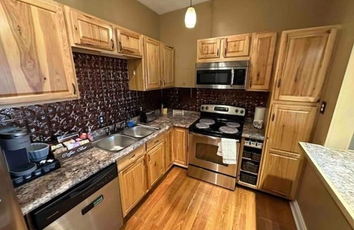 Ashland Casa | Super Cute Modern Home