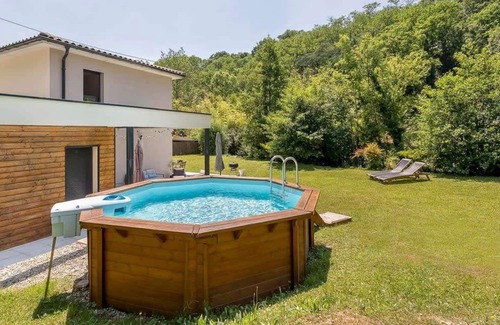 Saint-Didier-au-Mont-d'Or Casa | Superb villa with swimming pool for 8 people