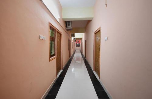 Vellore Hotel | Super Hotel O Vellore New Bus Station Formerly SP Highway Inn