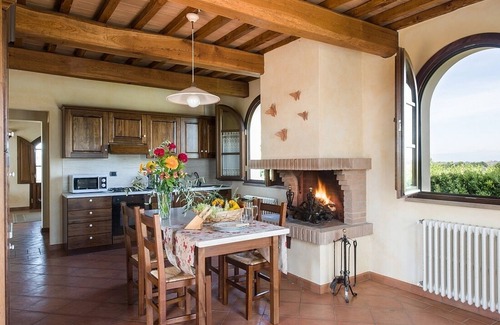 Palaia Villa | Villa para 6 personas con piscina. Grandes vistas, a poca distancia de la ciudad, Wifi, aire acondicionado