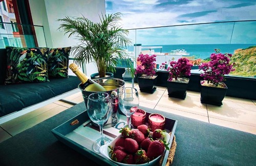 Fuengirola Apartamento | SUPER SIX - Brand New Seaview in Costa Del Sol