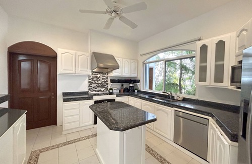 Área de Playacar Fase I Casa | Casa Foto-fabuloso y casi frente al mar! en Playa del Carmen 4 Br