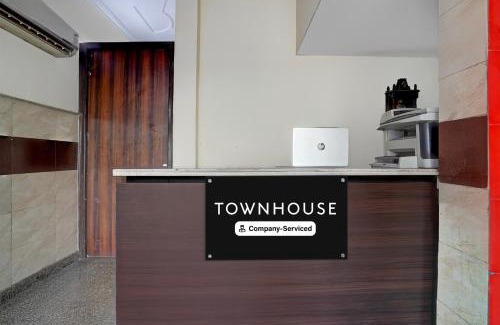 Ghaziabad Hotel | Super Townhouse Johri Enclave Metro Station Formerly Second Home