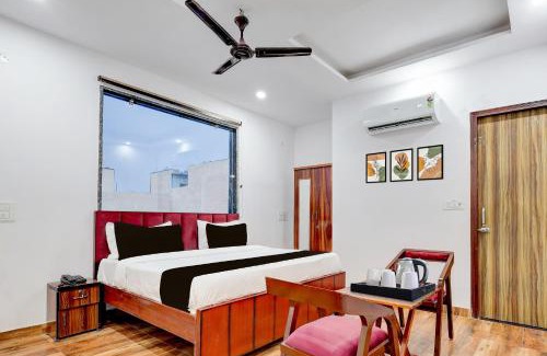 Delhi Hotel | Super Townhouse Mandoli Metro Station Formerly Legacy Residency