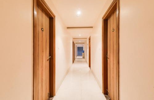 Gomti Nagar Hotel | Super Townhouse Viraj Khand Formerly Veridian Inn