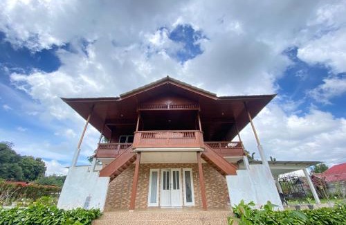 Tomohon Casa | Super Wonderful 5 bedrooms with Bathroom Villa Marion Tomohon