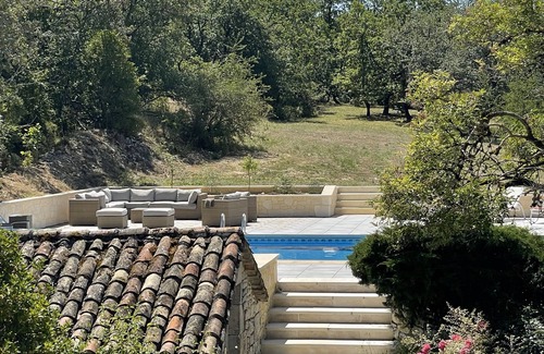 Villeseque Casa | Muy bonita casa de carácter renovada con piscina y amplio jardín.
