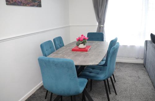 Stafford Apartamento | Superb 3 Bedroom flat in Stafford